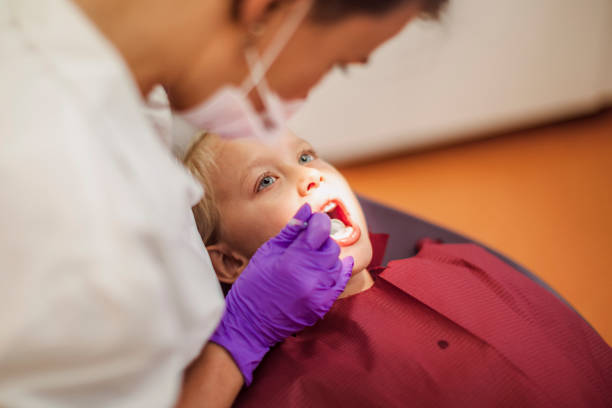 Best Walk-In Emergency Dental Services in Las Palmas Ii, TX